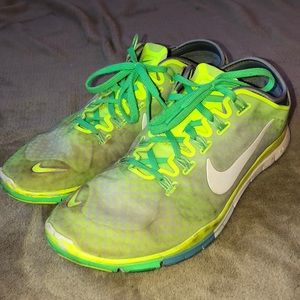 Size 10 woman’s Nike shoes